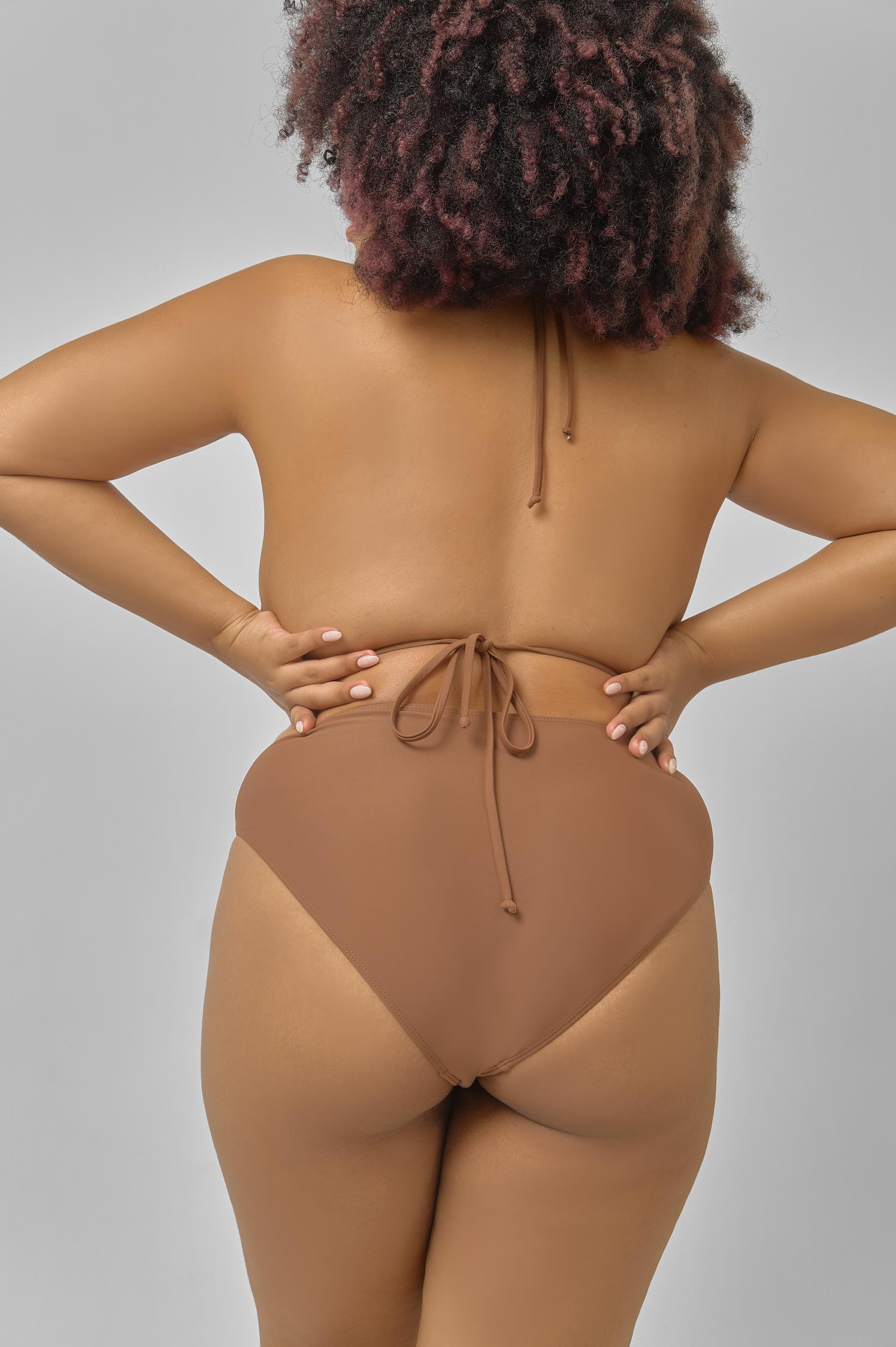 Has anyone had luck with any of the Blackbough bikinis? I think this model  looks amazing in the underwire, so I'm tempted to order. : r/smallbooblove