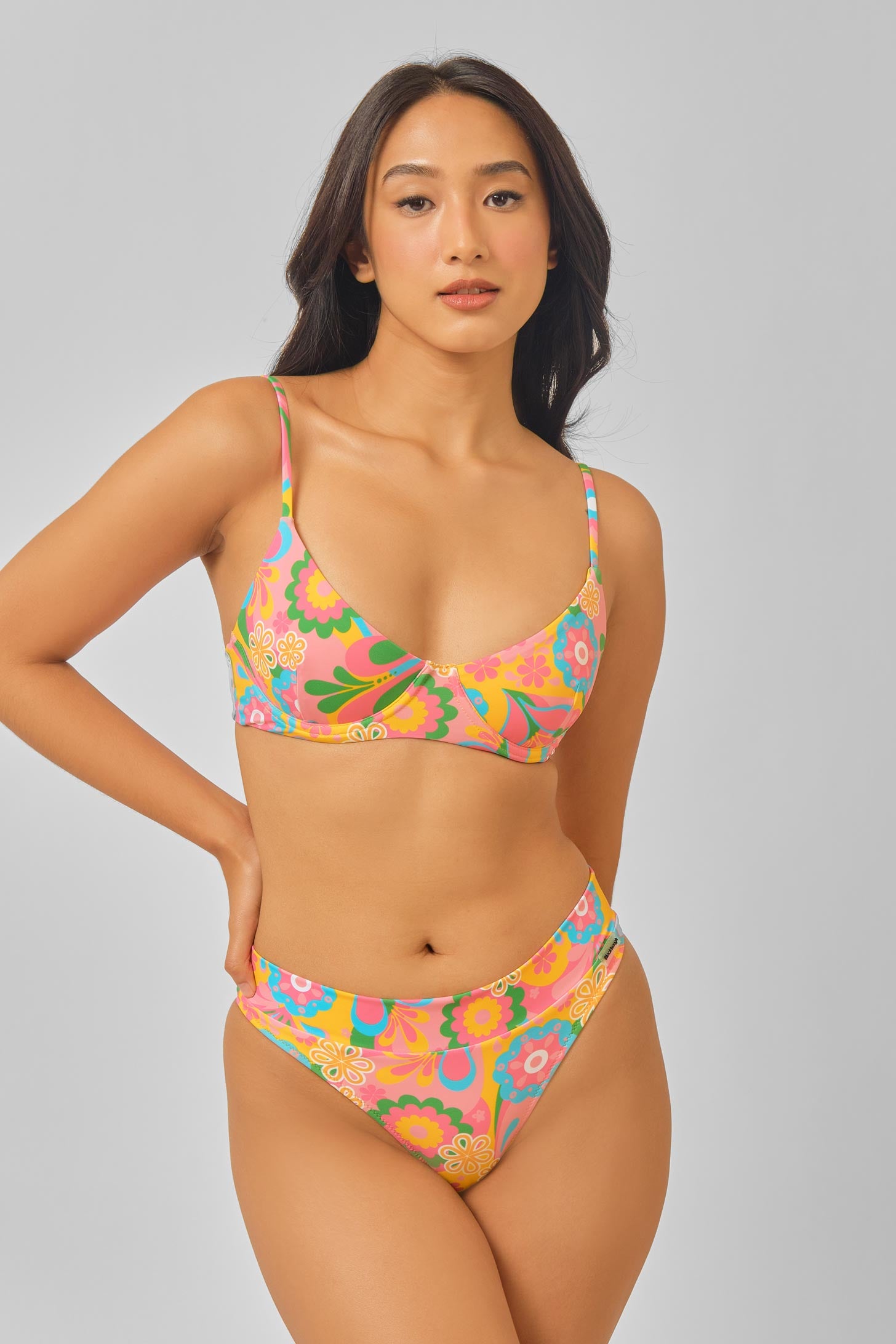 Willow Top in Groovy Green - Underwire Bikini | Blackbough Swim