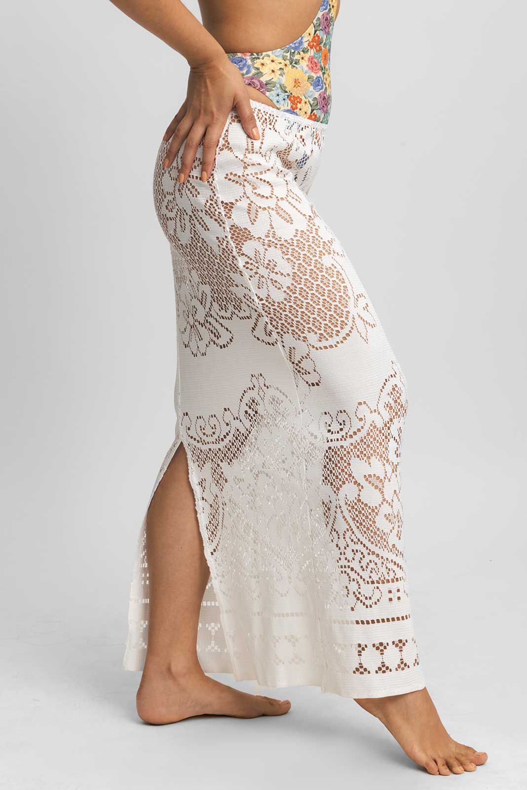 Alina Maxi Skirt / White Lace
