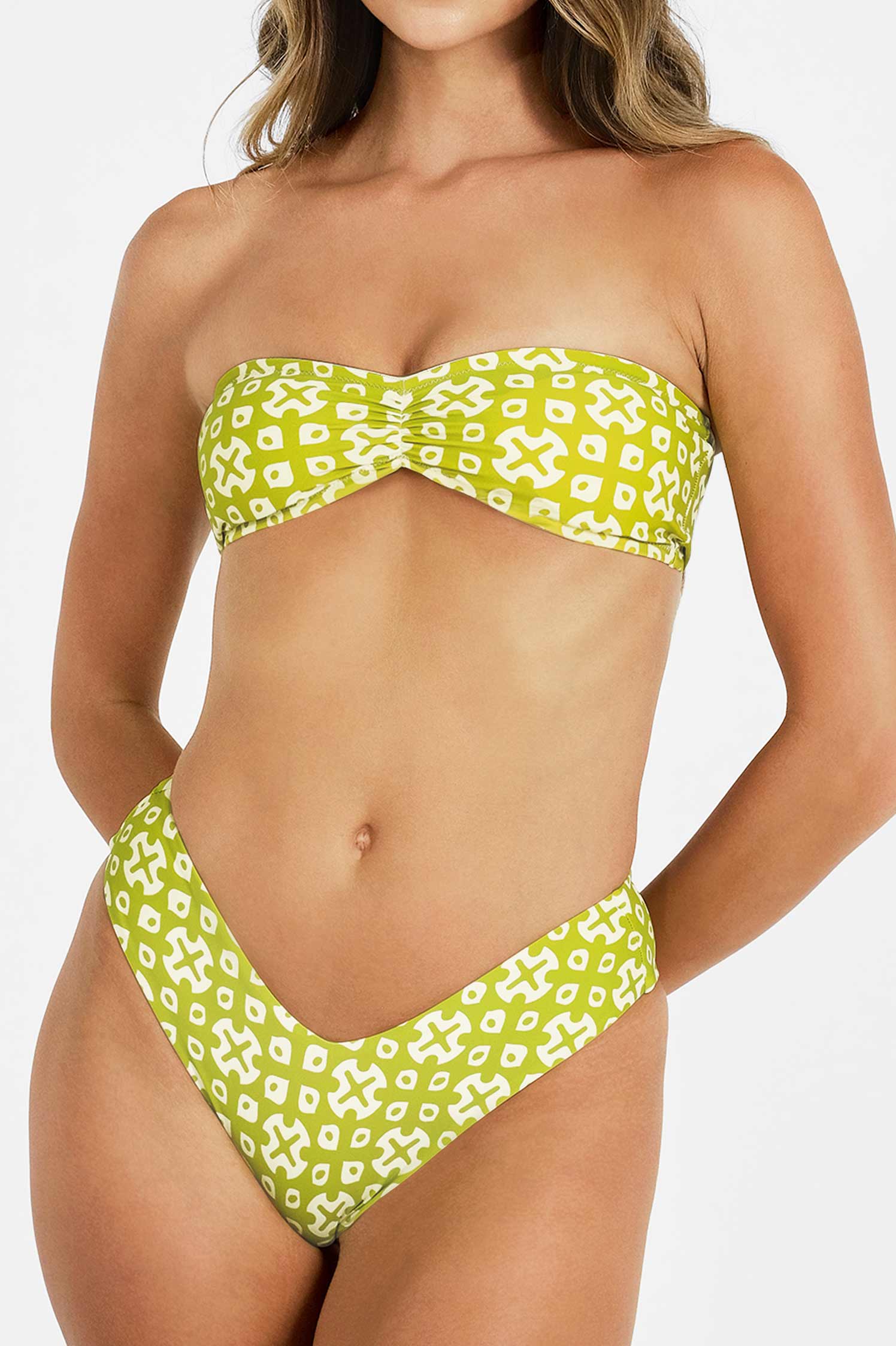 Maie Ruched Medium Bottoms / Kiwi