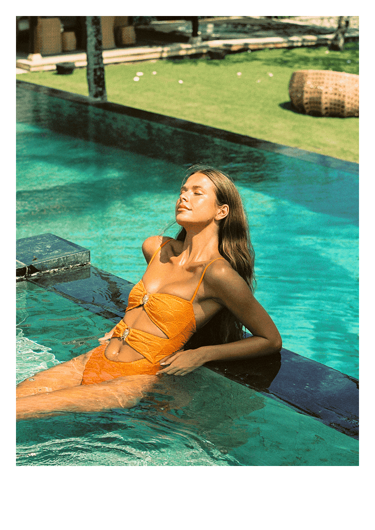 Kaia One Piece in Mango